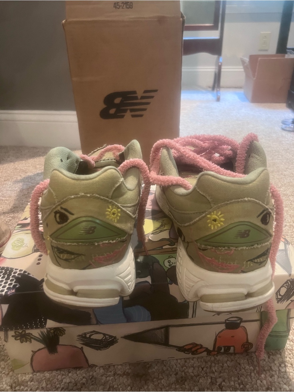 New Balance 2002r Bryant Giles What Now? Collaboration - Picture 3 of 14